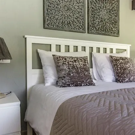 Casa De La Pina Bed & Breakfast *