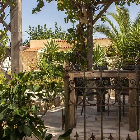 Bed & Breakfast Casa De La Pina Hondon de los Frailes