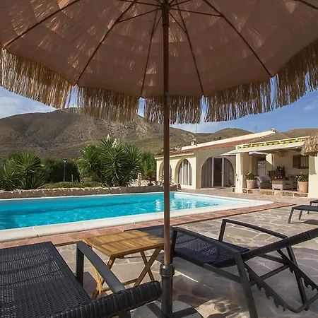 Bed & Breakfast Casa De La Pina