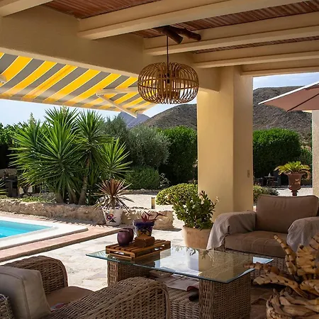 Casa De La Pina Bed & Breakfast *